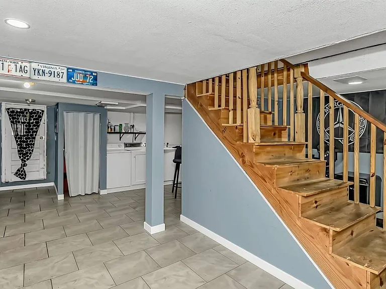 90 Charles St — Photo 6