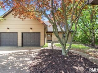 1100 Harmony Ct, Springfield, IL 62703