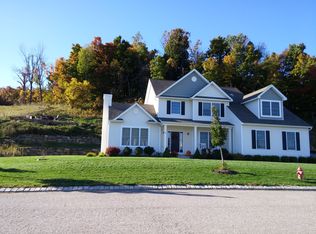 86 S Field Fls, Monroe, NY 10950