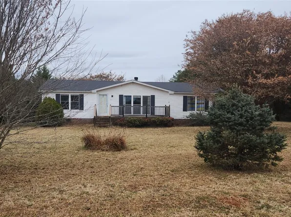 330 Lillian Cir, Salisbury, NC 28147