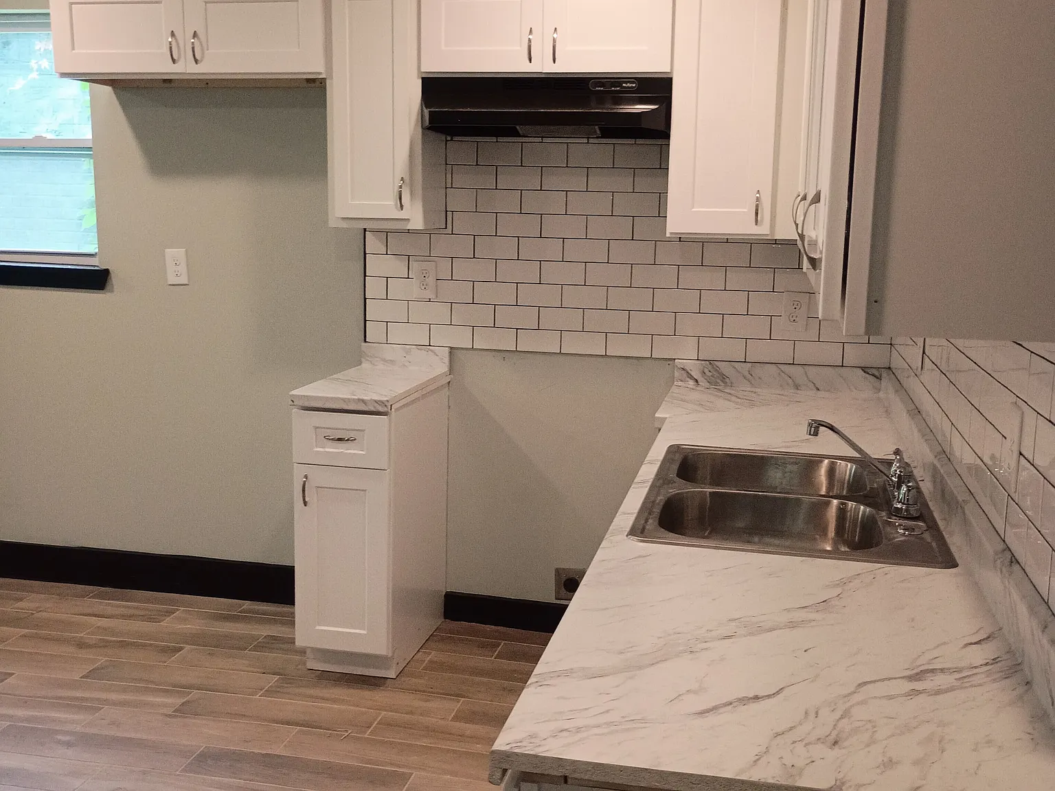 4 bed, $1,550 — Photo 4