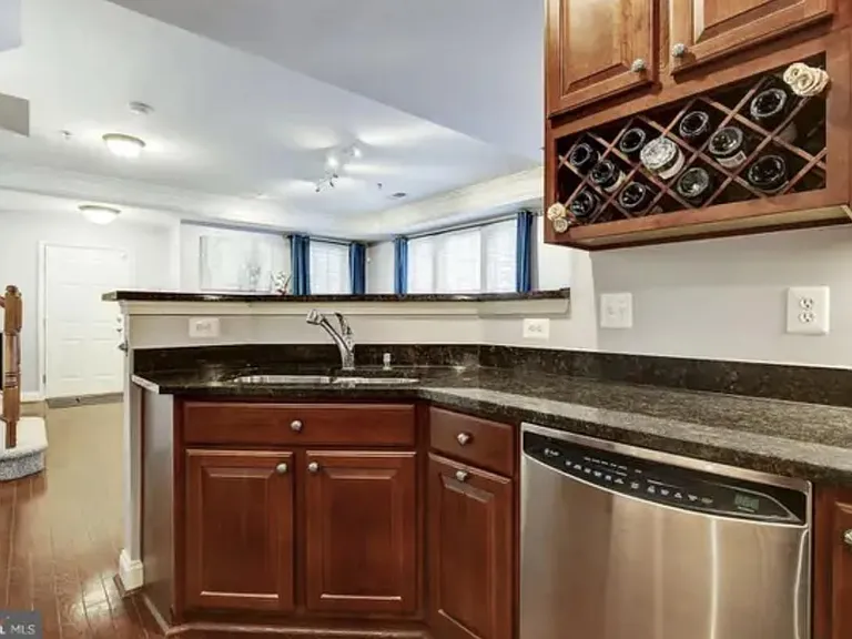 7133 Mason Grove Ct #14 — Photo 2