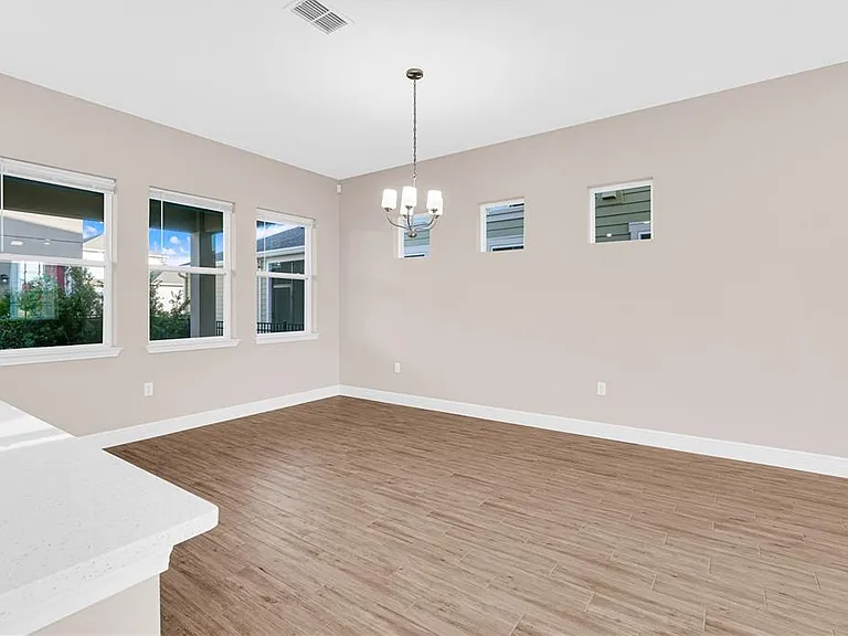 10205 Pearson Ave — Photo 5