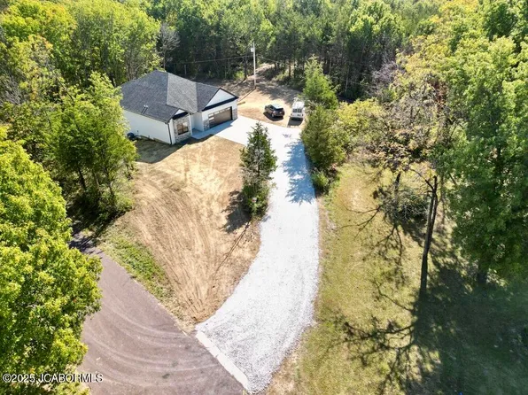 1680 W Fenton Rd, Columbia, MO 65202