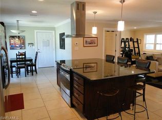 5272 Myrtle Ln, Naples, FL 34113