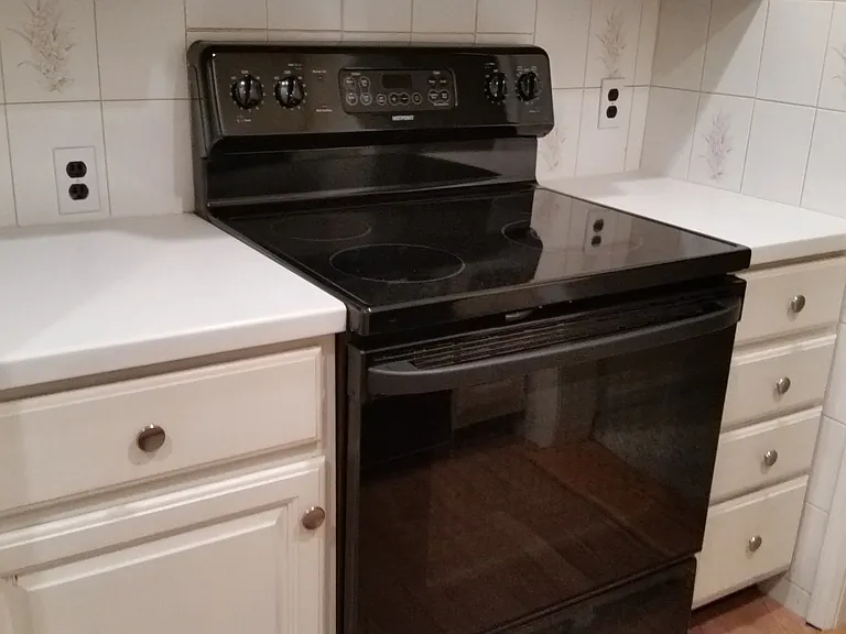 87 Fair St #1 — Photo 29