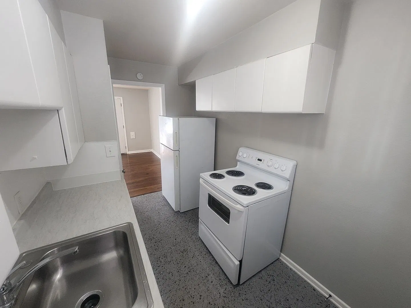 1630 - 1636 E Jump — Photo 2