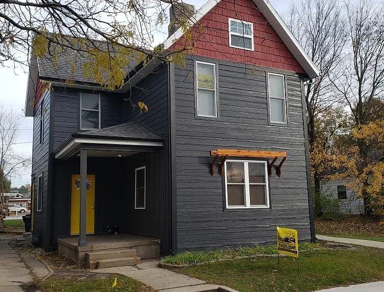 212 N Saint Peter St #1/2 — Photo 1