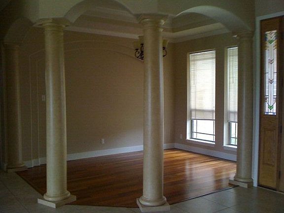 5th image of 4301 Brook Hollow Ln