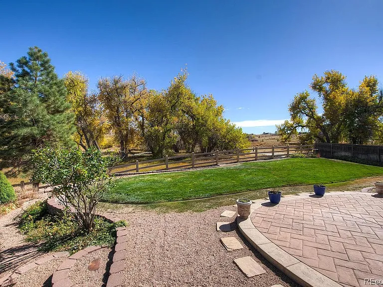 20828 Willowbend Ln — Photo 38