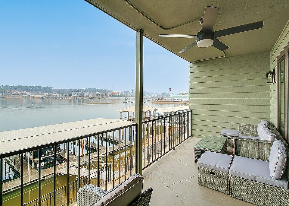 1st image of 120 Catalina Cir APT 6D