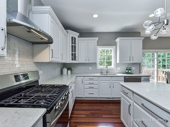 4th image of 4N428 Mark Twain St