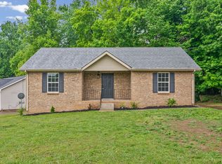 628 Woodhaven Dr, Clarksville, TN 37042
