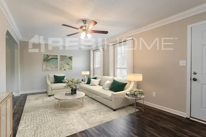 136 Amber Ln — Photo 4