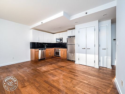 3rd image of 1209 Dekalb Ave APT 114