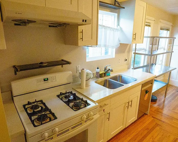 5814 Martin Luther King Jr Way — Photo 4
