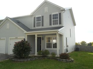 1322 Burns Ln, Minooka, IL 60447