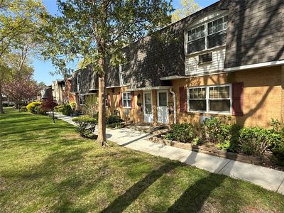 11 Glen Hollow #D56, Holtsville, NY, 11742