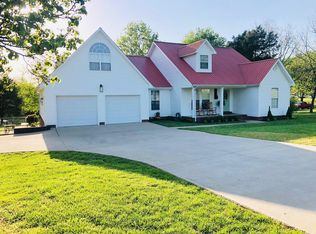 107 Nix Ln, Summertown, TN 38483