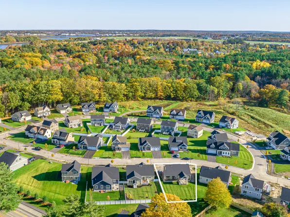 35 Trailhead Way, Portland, ME 04102