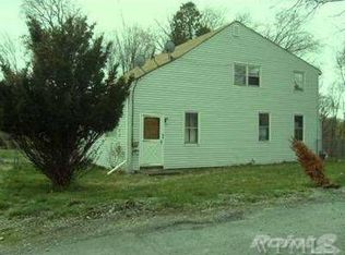 745-747 747 Wolcott Ave, Beacon, NY 12508
