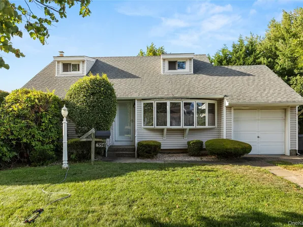 3541 Kenora Place, Seaford, NY 11783