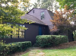 84 E Main St, Stockbridge, MA 01262