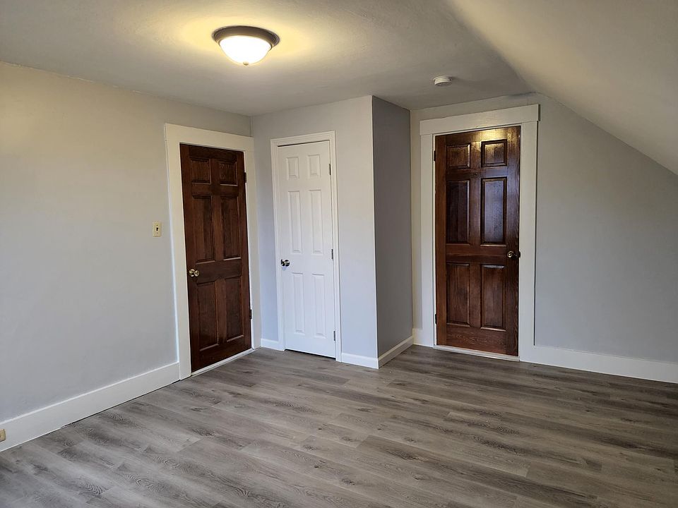 34 Kindergarten St FLOOR 3, Woonsocket, RI 02895 Zillow