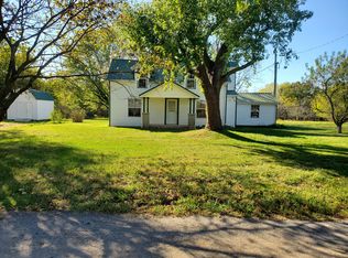 873 Robinson Rd, Clever, MO 65631