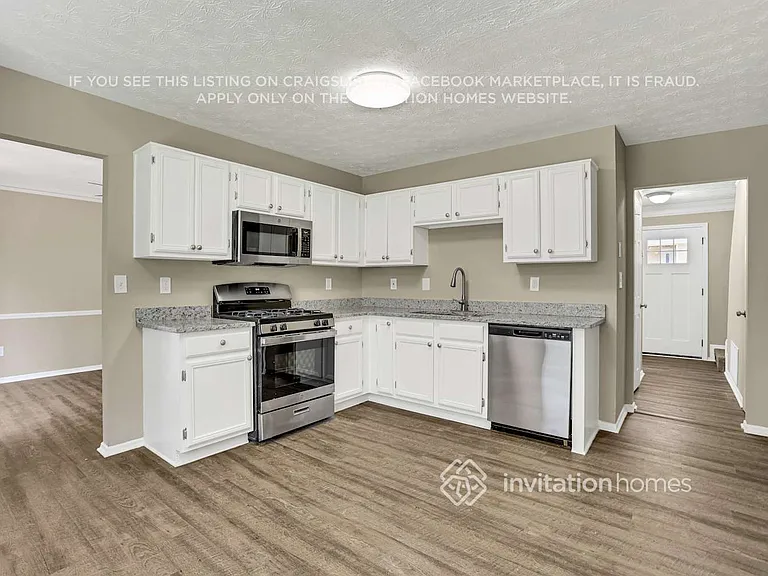 4927 Windsor Downs Ln — Photo 4