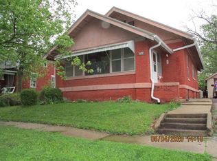 309 E Washington St, Centerville, IA 52544