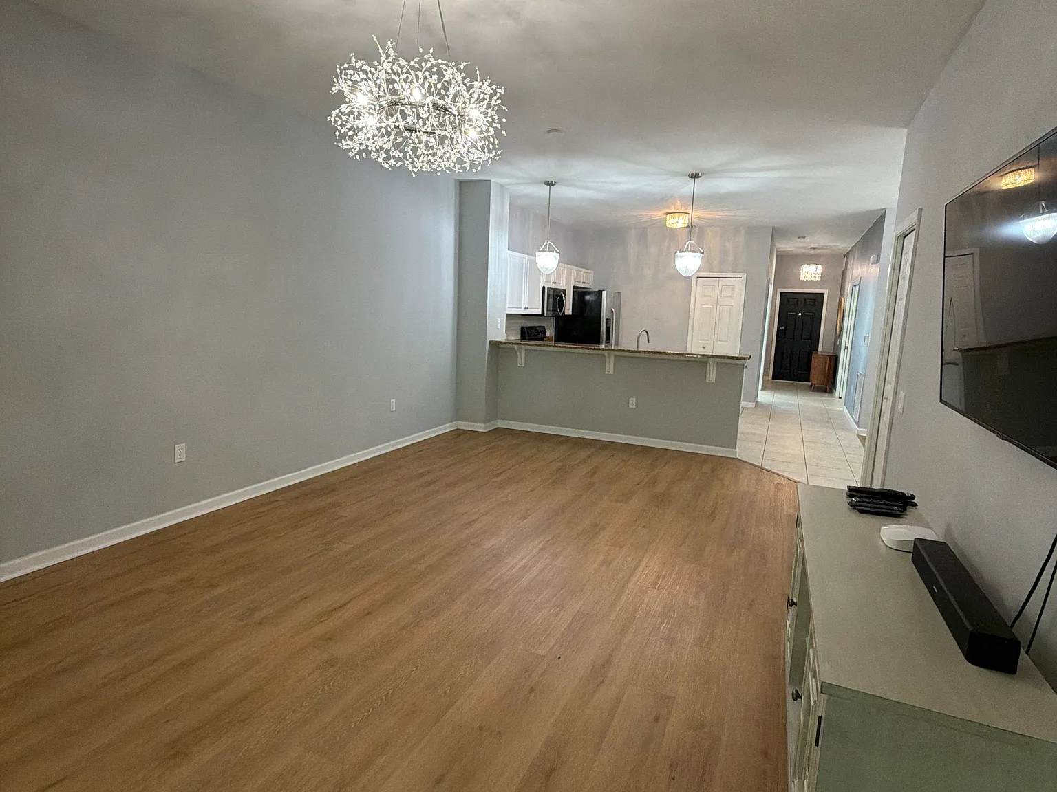 3 bed, 1547 sqft, $2,650 — Photo 3