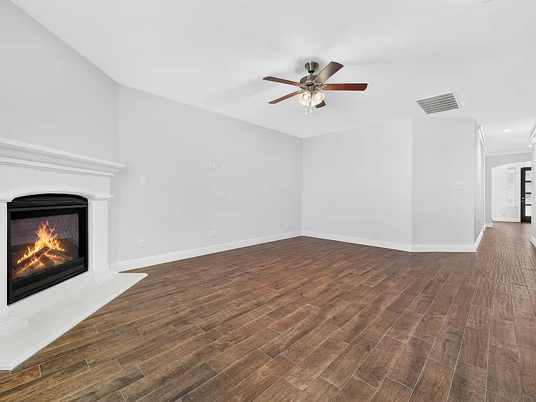 10920 Calvert Pl — Photo 8
