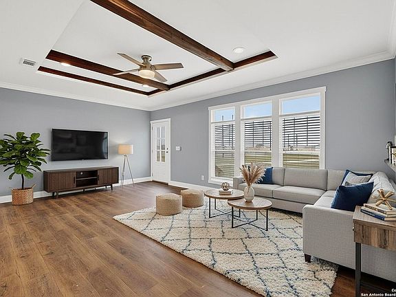 4th image of 173 Medina Verde