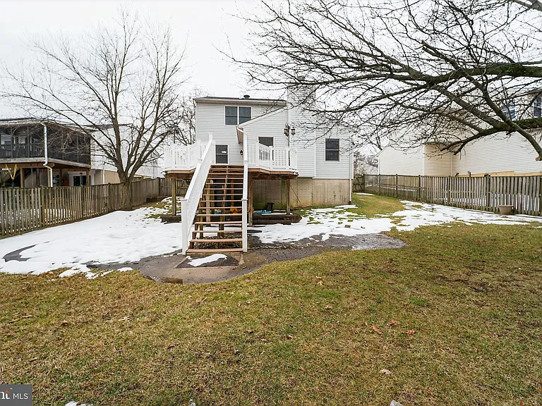 7916 Evesboro Dr — Photo 30