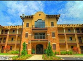 313 Chenal Woods Dr, Little Rock, AR 72223