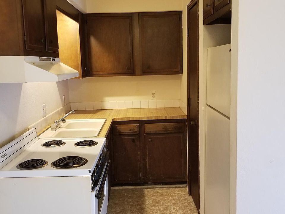 2nd image of 1113 Cape Hills Dr APT 5