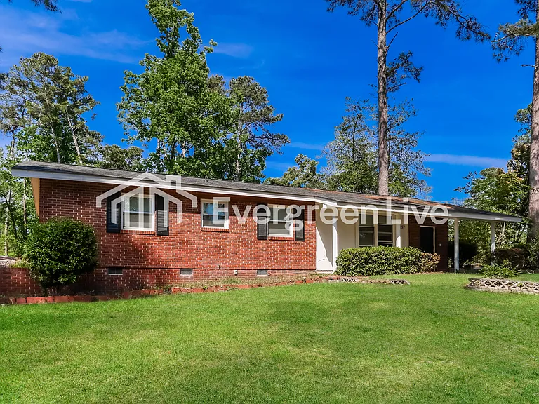 3357 Wedgewood Dr — Photo 2