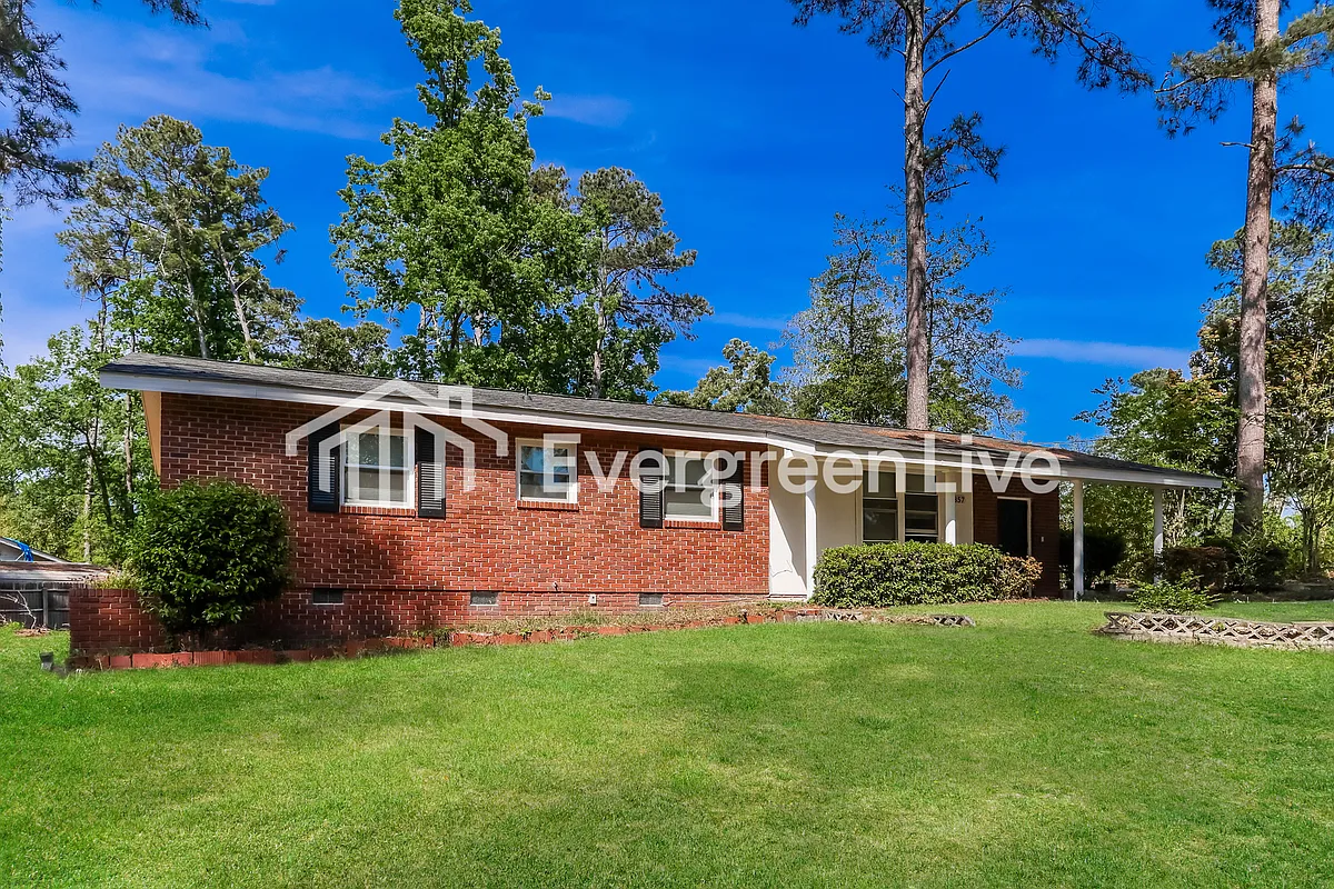Building Photo - 3357 Wedgewood Dr