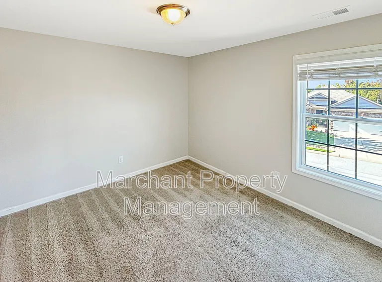 602 Waymeet Dr — Photo 16