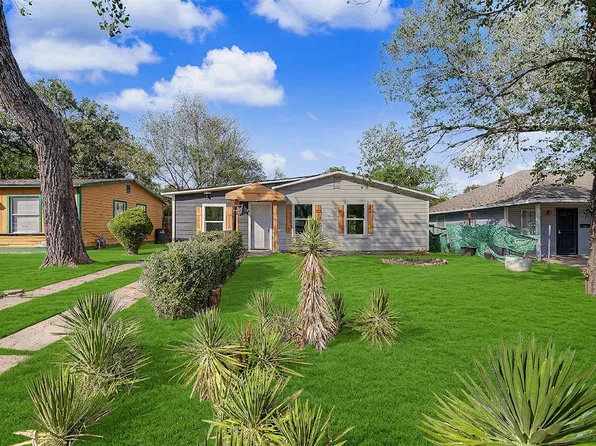 4037 Reed St, Fort Worth, TX 76119