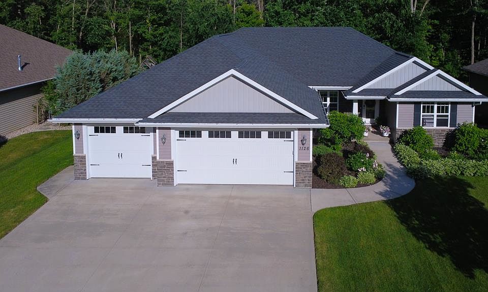 1st image of 1126 Folkestone Dr