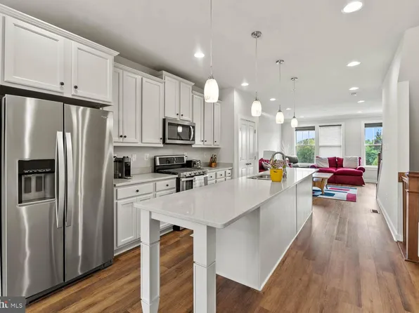 3315 Stone Barn Dr, Frederick, MD 21704