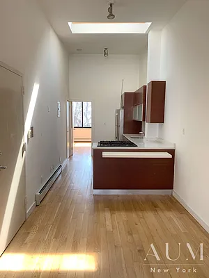 Rented by Zone Corp | media 17