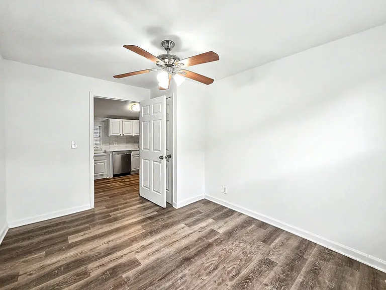 1272 Allene Ave SW — Photo 8