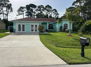 1752 SW Bonfire Ter, Port Saint Lucie, FL 34953