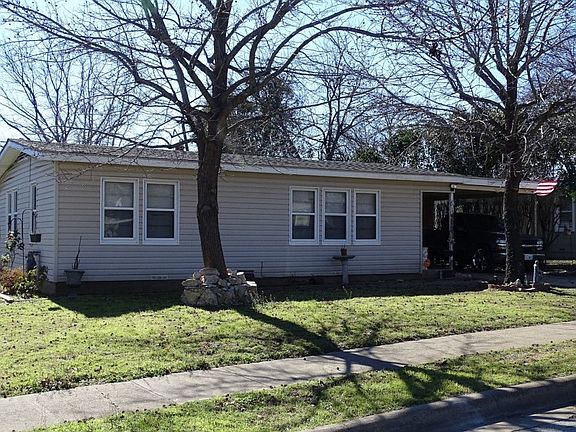 3rd image of 1409 Grady Lee St