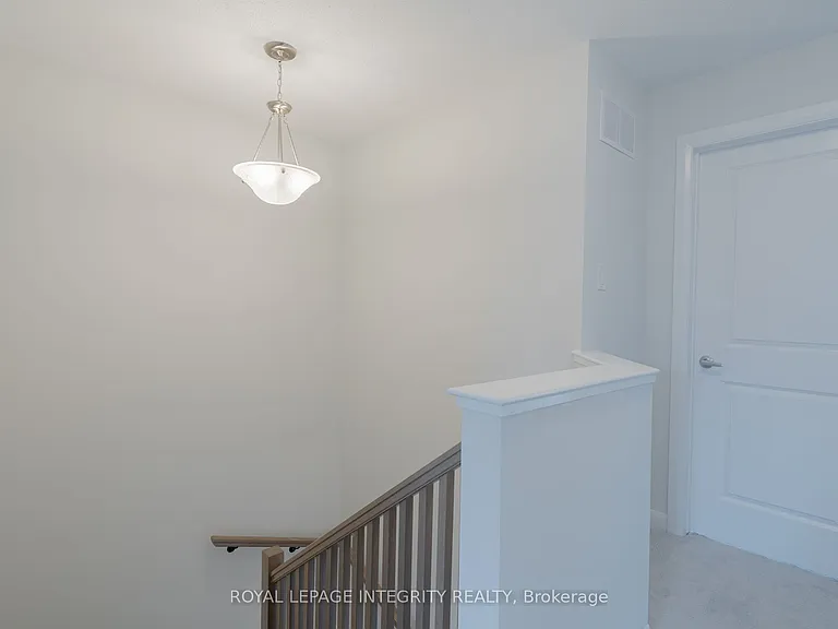 409 Silicon Way — Photo 18