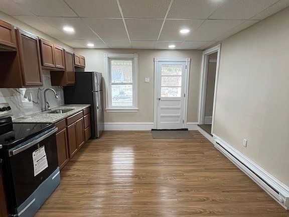 5th image of 162 W Coal St