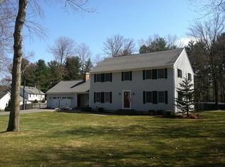 40 Bent Tree Dr, East Longmeadow, MA 01028